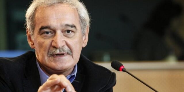 Αποκάλυψη Χουντή: H Κομισιόν αρνείται να βοηθήσει οικονομικά τα ελληνικά νησιά για το προσφυγικό