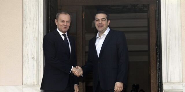 Τουσκ για μετανάστες: Μην έρθετε στην Ελλάδα, θα εγκλωβιστείτε