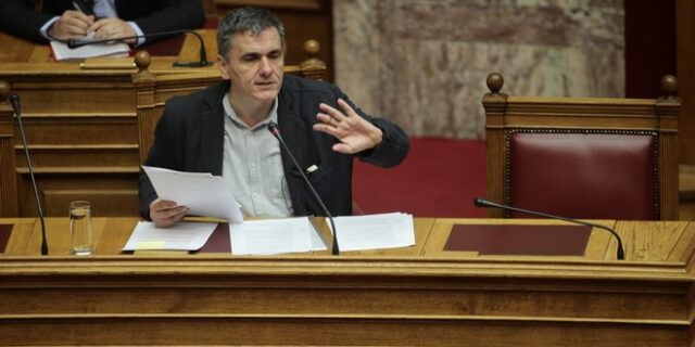 ‘Δεν ξέρω πότε θα επιστρέψει το ΔΝΤ’, παραδέχεται ο Τσακαλώτος