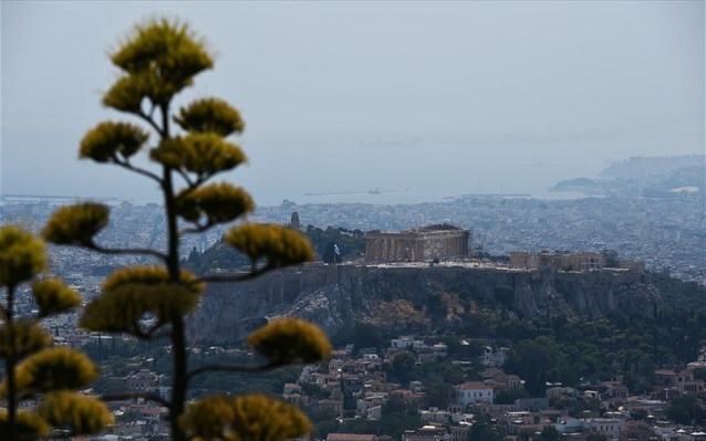 Λίγες νεφώσεις, άνοδος της θερμοκρασίας
