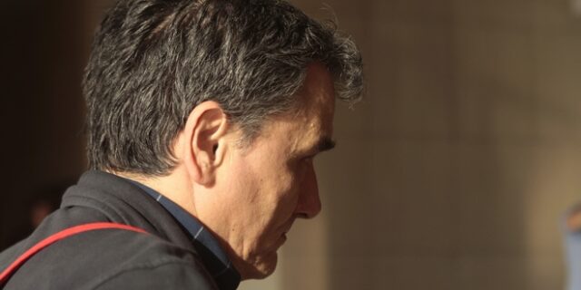 «Όχι» στα συμπληρωματικά μέτρα των 3 δισ. λέει η κυβέρνηση