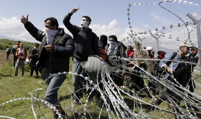 Επεισόδια στην Ειδομένη: Επικίνδυνη και καταδικαστέα η χρήση βίας εναντίον προσφύγων