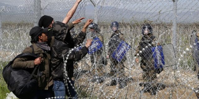 Τόσκας: Οι χθεσινοί δαρμένοι, είναι οι αυριανοί τζιχαντιστές. Στους πρόσφυγες τα ‘ρίχνει’ η ΠΓΔΜ για τα επεισόδια