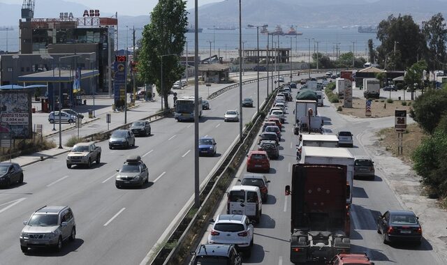 Η μεγάλη έξοδος για το Πάσχα. Περισσότεροι από 100.000 εκδρομείς εκτός Αθήνας