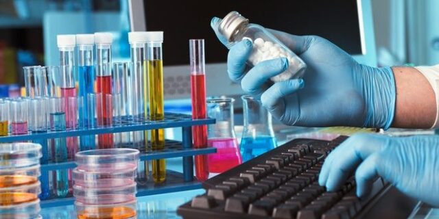 Φαρμακευτικές: Η σύγχρονη ‘εργασιακή’ γη της επαγγελίας;
