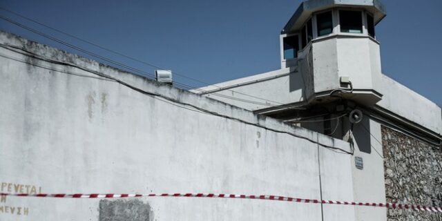 Συνεχίζεται η κόντρα υπουργείου και σωφρονιστικών για τις φυλακές
