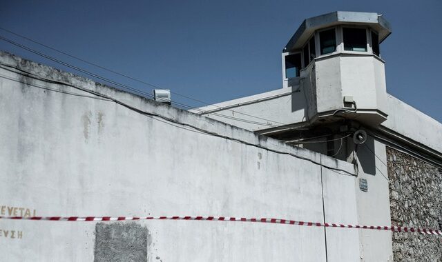 Συνεχίζεται η κόντρα υπουργείου και σωφρονιστικών για τις φυλακές