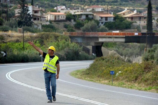 Κλείνει η Εθνική οδός Αθηνών-Πατρών στον Ψαθόπυργο λόγω φθοράς στο οδόστρωμα