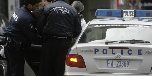 Δεκαπέντε συλλήψεις κατά την εκκένωση υπό κατάληψη κτιρίου