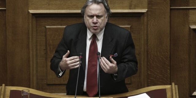 Κατρούγκαλος: Καταλήστευσαν τα αποθεματικά των ταμείων