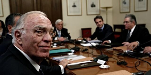 Συμβούλιο πολιτικών αρχηγών για το θέμα του ΔΝΤ ζητά ο Λεβέντης