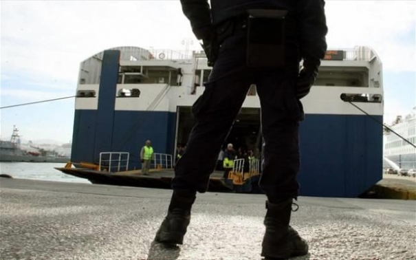 Πειραιάς: Φάρσα το τηλεφώνημα για βόμβα στην πύλη Ε-1 στο λιμάνι του Πειραιά