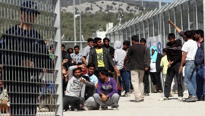 Προσφυγικό: Αθήνα κατά Σκοπίων και αλληλέγγυων