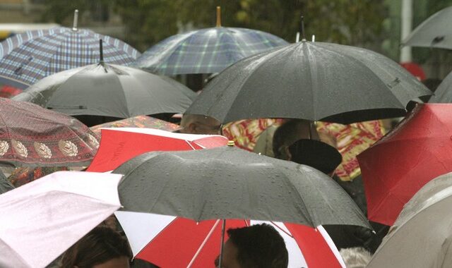 Βροχές και καταιγίδες το Σάββατο. Σε ποιες περιοχές της Ελλάδας θα χαλάσει ο καιρός