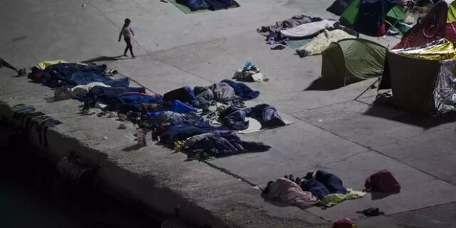 Κομισιόν: Αντί για 6.000 μετεγκαταστάσεις, έχουν γίνει μόνο 208