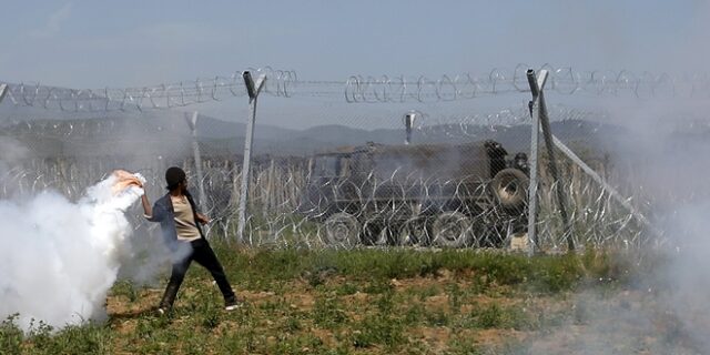 Ειδομένη: Η ΠΓΔΜ έβγαλε τεθωρακισμένα στα σύνορα