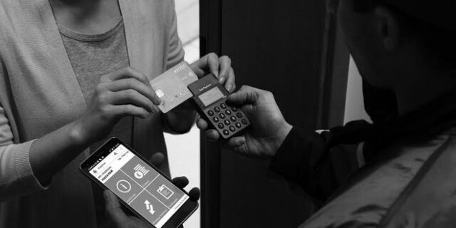 Vodafone Mobile POS: Ο πιο εύκολος τρόπος να πεις αντίο στις συναλλαγές με μετρητά