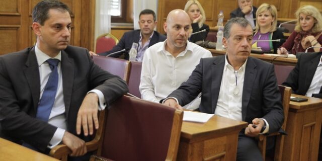 Σκληρή απάντηση Ποταμιού σε Θεοχάρη: Μας τρέλανε με τις συνεχείς μετατοπίσεις του