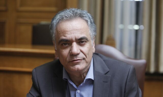 Σκουρλέτης: 50-50 να βρεθούν οι 200 ψήφοι για εκλογικό νόμο