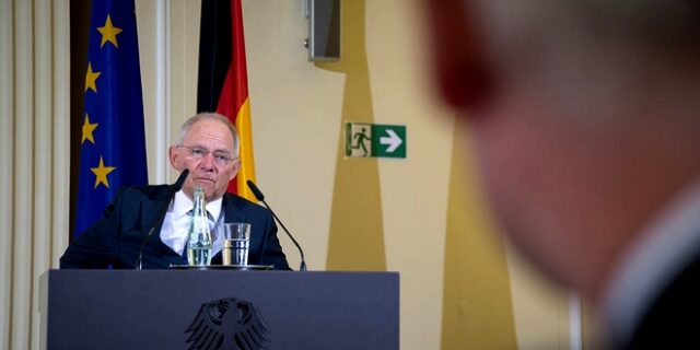 Σόιμπλε για αξιολόγηση: Μπορούμε να τα καταφέρουμε
