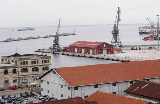 Φωτιά σε κέντρο φιλοξενίας προσφύγων στη Θεσσαλονίκη