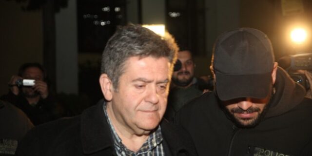 Ένοχος ο Χ. Τομπούλογλου για ‘φακελάκι’ ύψους 25.000 ευρώ