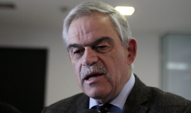 Ο Τόσκας θέλει μαζικούς αγώνες, όχι αυτόνομες καταλήψεις από ορισμένα παιδιά