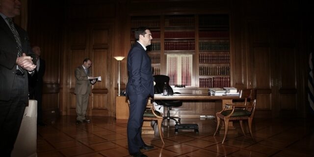 Μαξίμου: Όσοι ονειρεύονται παρενθέσεις με ατυχήματα θα μείνουν με την όρεξη