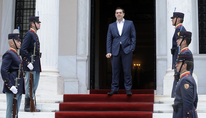 Οι 4 ‘πονοκέφαλοι’ του Μαξίμου