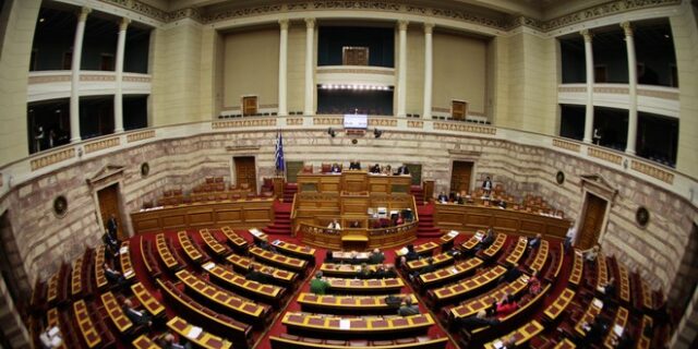 Αποσύρθηκε -λόγω αντιδράσεων- τροπολογία για τις αποκρατικοποιήσεις