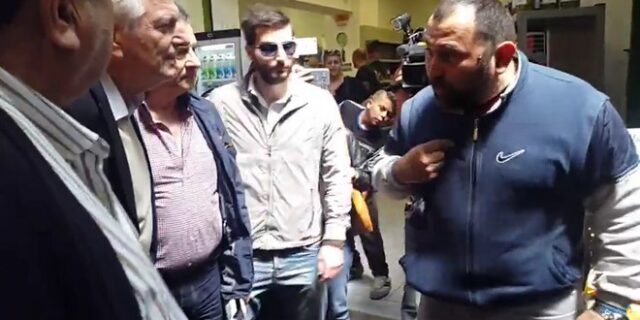 Θεσσαλονίκη: Καταστηματάρχες αποδοκίμασαν βουλευτές του ΣΥΡΙΖΑ