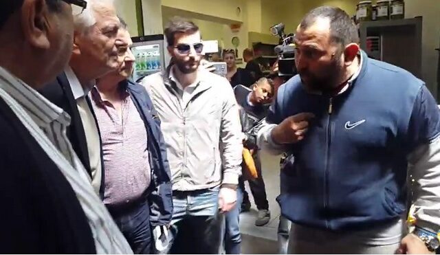 Θεσσαλονίκη: Καταστηματάρχες αποδοκίμασαν βουλευτές του ΣΥΡΙΖΑ