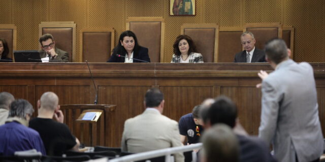 Ξεκίνησε η δίκη της Χρυσής Αυγής