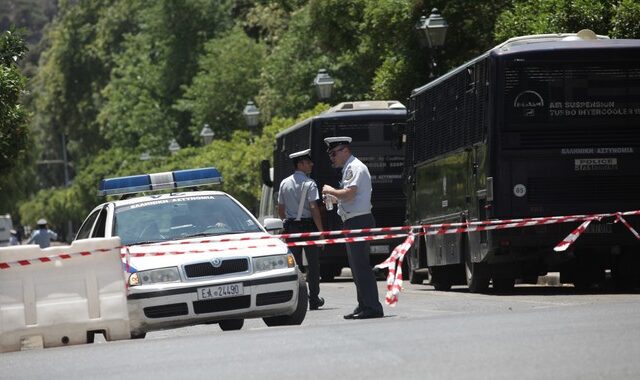 Σε εξέλιξη αστυνομική επιχείρηση της Δίωξης Ναρκωτικών στην Καλαμάτα