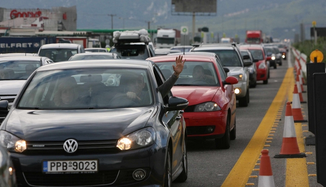 Τέλη κυκλοφορίας 2017: Σχέδιο για πληρωμή με το μήνα