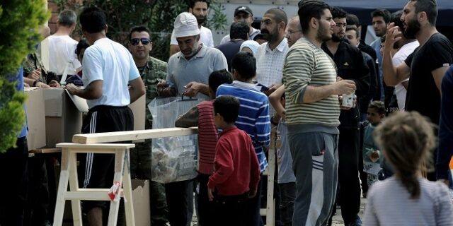 Περισσότεροι από 1.000 πρόσφυγες μεταφέρθηκαν σήμερα από Ειδομένη