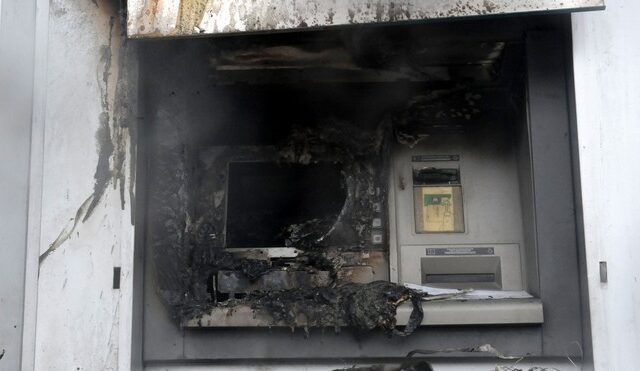 Έκρηξη από γκαζάκια σε ΑΤΜ τράπεζας στο κέντρο της Αθήνας