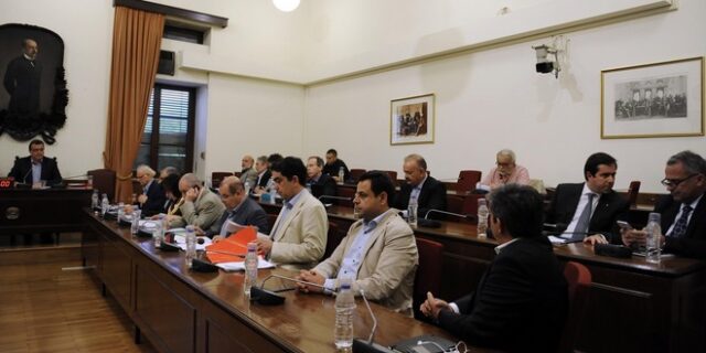 Έλεγχος της Εξεταστικής σε διαφημίσεις προς ΜΜΕ βάθους 10ετίας. Διαφώνησε η ΝΔ