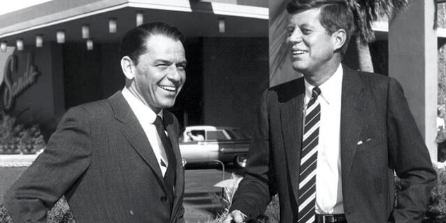 Μηχανή του Χρόνου: Σινάτρα. Ο άνθρωπος της μαφίας και κούριερ της CIA. Γιατί του ζήτησαν βοήθεια οι Κένεντι