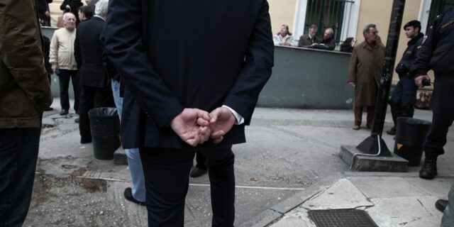 Ι.Λ: Είμαι ακούσιο όργανο των συμμοριτών