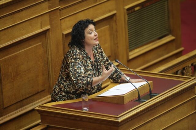Κανέλλη: Μπερδέψατε τον Τσε με τη μύγα τσε – τσε