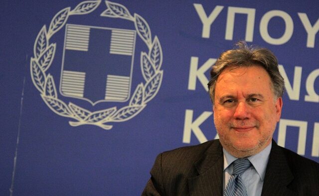 Κατρούγκαλος κατά δημοψηφίσματος για τη συνταγματική αναθεώρηση