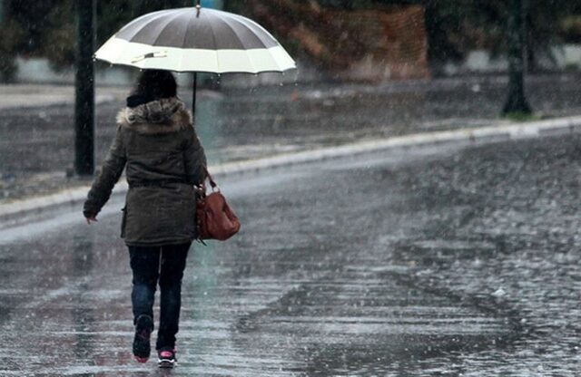 Βροχές και πτώση της θερμοκρασίας την Τρίτη