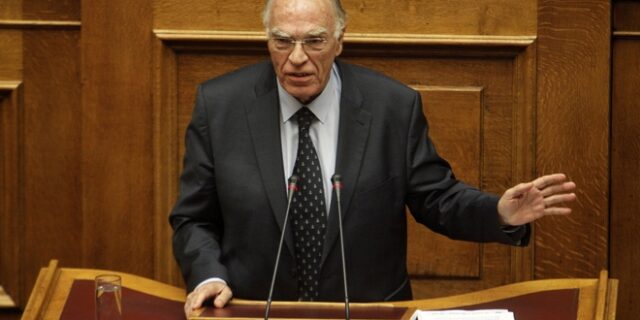 Λεβέντης: ‘Έγκλημα’ του Καραμανλή οι πρόωρες εκλογές