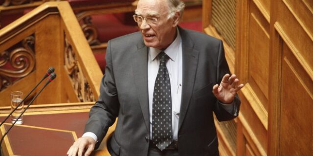 Λεβέντης υπέρ Παυλόπουλου για το ‘νόμισμα’