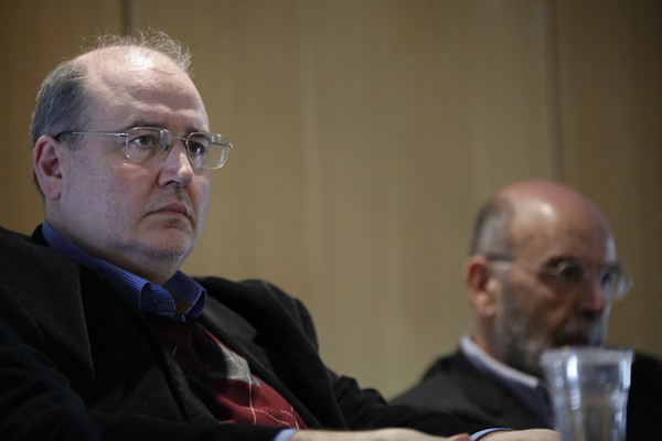 Επιτροπή: Δεν θα ισχύσουν από το επόμενο σχολικό έτος οι όποιες αλλαγές υιοθετηθούν