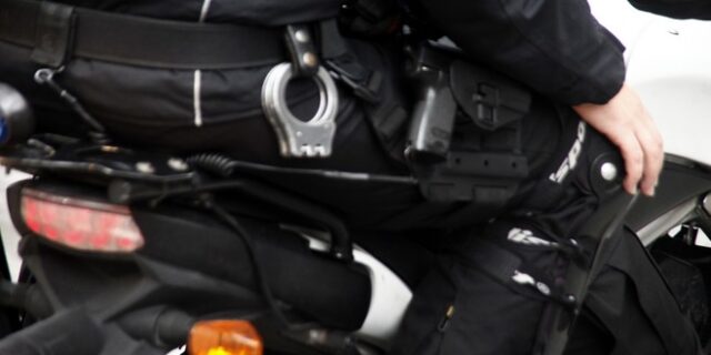 Συνελήφθη μέλος συμμορίας ληστών που εισέβαλε σε σπίτια