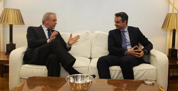 Στήριξη Αβραμόπουλου σε Μητσοτάκη
