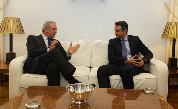Στήριξη Αβραμόπουλου σε Μητσοτάκη