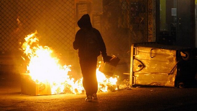 Επεισόδια με μολότοφ και ορμητήριο το Πολυτεχνείο τα ξημερώματα